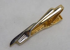TIE CLASP - VINTAGE GOLD & SILVER TONE KNIFE & FORK TIE CLASP