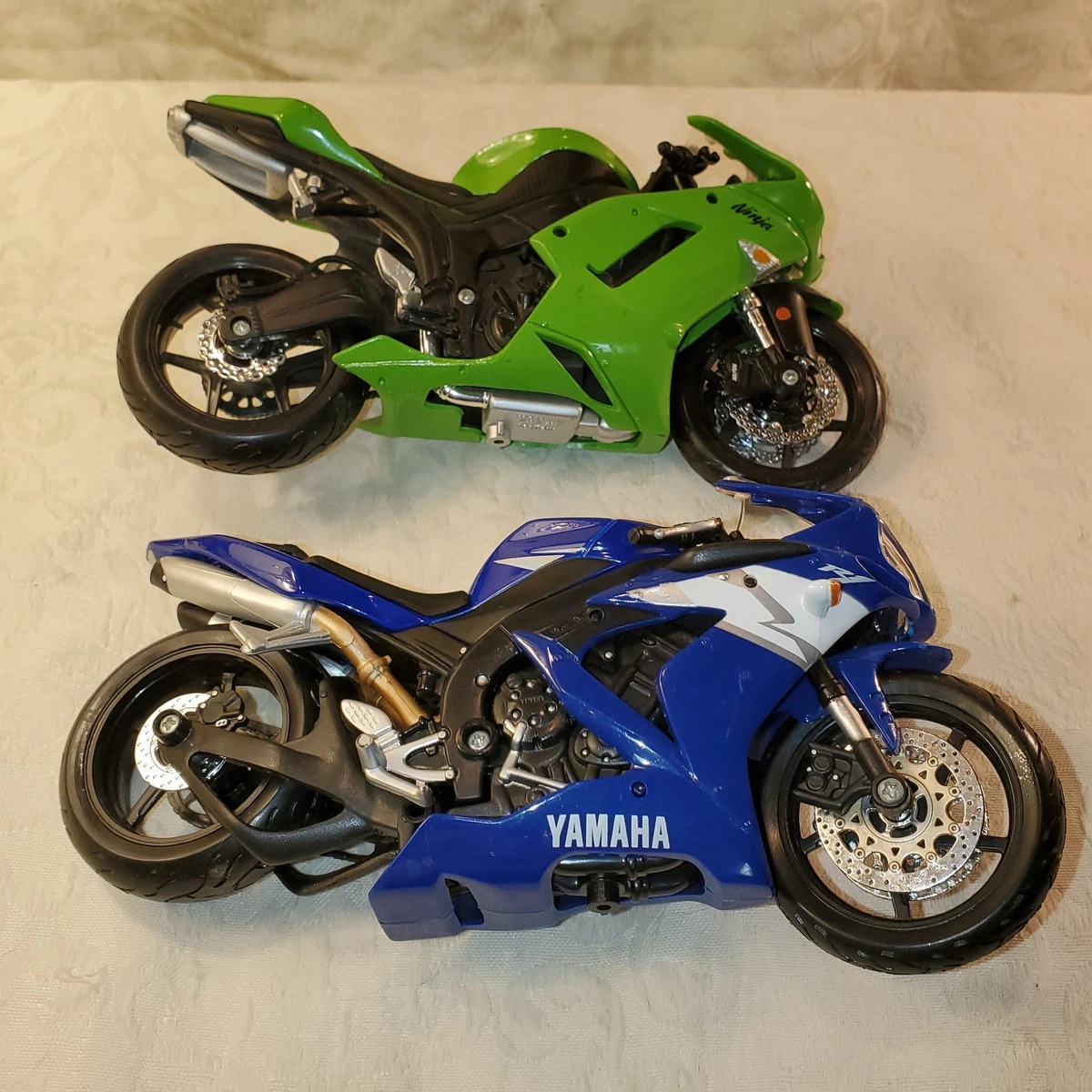 Kawasaki Ninja ZX-10R Kawasaki Contemporary Manufacture Diecast