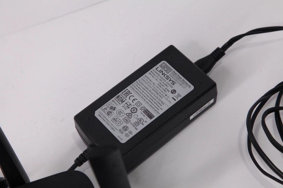 Linksys AC5000 Mu MIMO 5.0 GHz Tri Band Quad Stream WiFi Router Ea9400 - Image 4 of 4