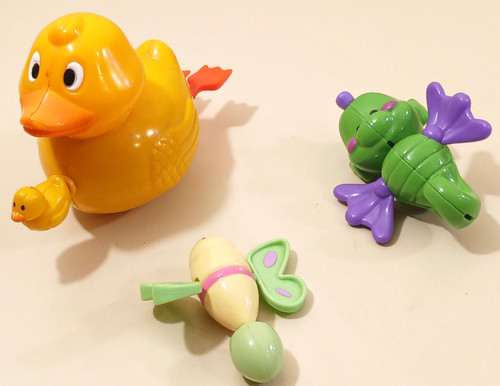 Lot of 3 Swimming Mom Duck & Baby Pull String Pool Bath Toys Butterfly Dragonfly
