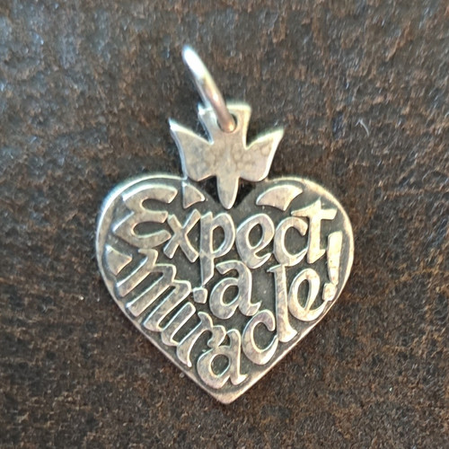 James Avery RETIRED Sterling Silver 925  Heart Charm Pendant "Expect a Miracle"