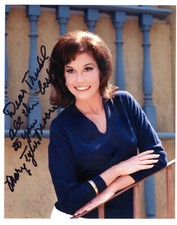 Mary Tyler Moore Large Photo Original Autograph 