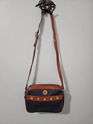 Vtg. Guy Laroche Paris Crossbody-Coated Fabric w/ Leather Trim 6" T x 9" L - Photo 1/4
