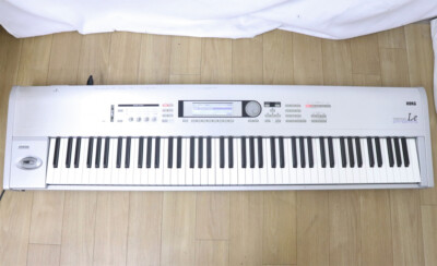 Korg Triton Le 61 key MUSIC WORKSTATION KEYBOARD Japan power Korg Triton Le 61 key MUSIC WORKSTATION KEYBOARD Japan power