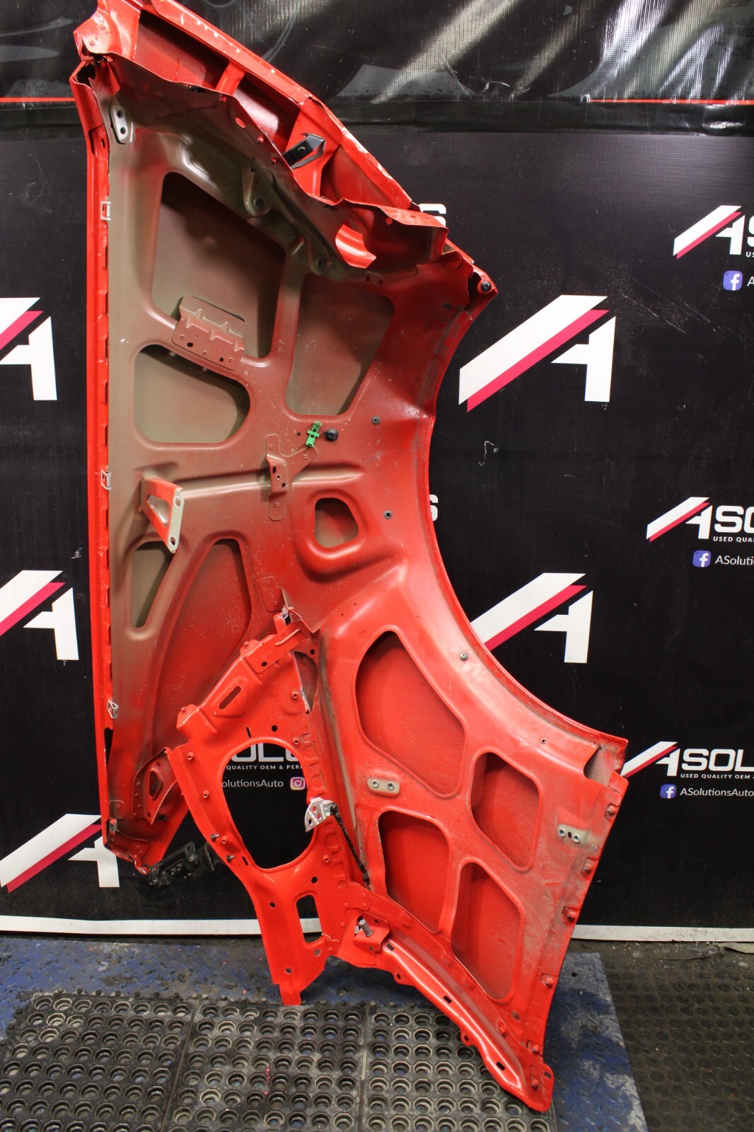 Lamborghini Huracan Coupe Right Quarter Panel RH 4T8809602E COLOR Z3M **DAMAGE**