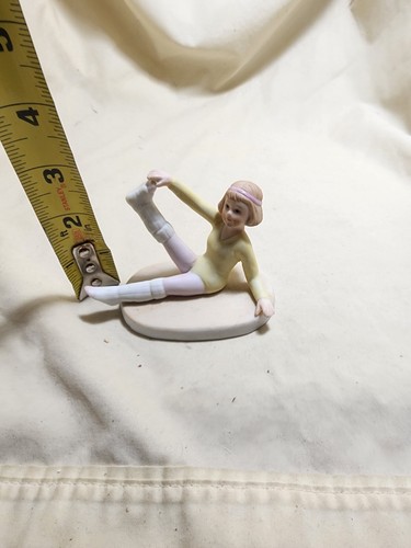 VINTAGE BALLERINA STATUE BY ENESCO 1986 - Picture 7 of 8