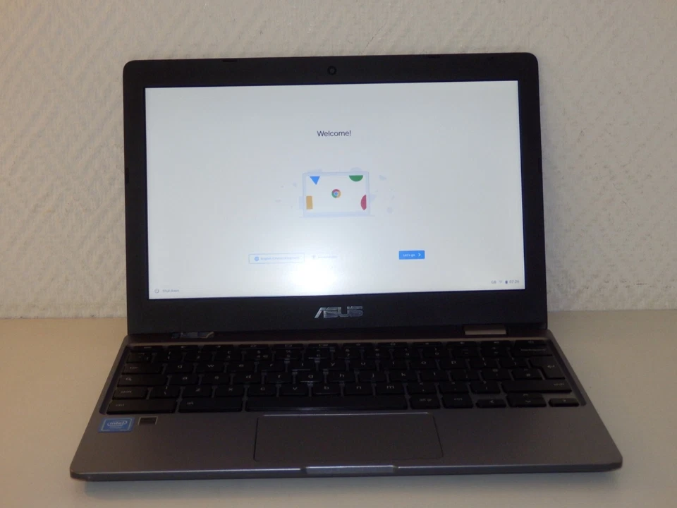 ASUS Chromebook C223N - Intel N3350, 4 GB RAM, 32 GB eMMC, 11,6", als Teildefekt - Bild 2 von 4