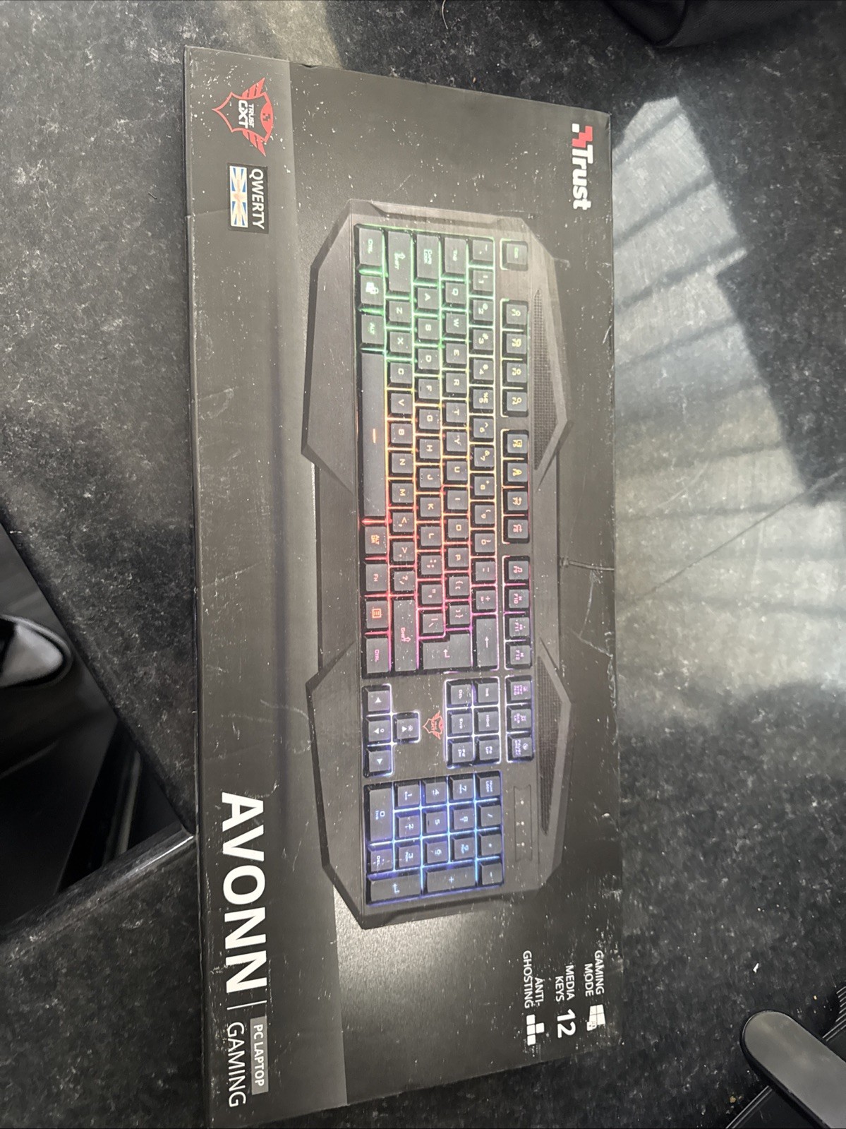Trust Gaming GXT 830-RW Avonn Gaming Keyboard LED illuminated UK Layout - New