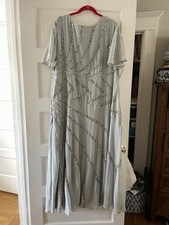 Elegant Flowing Gray Chiffon / Silver Sequin Formal gown -Size 24