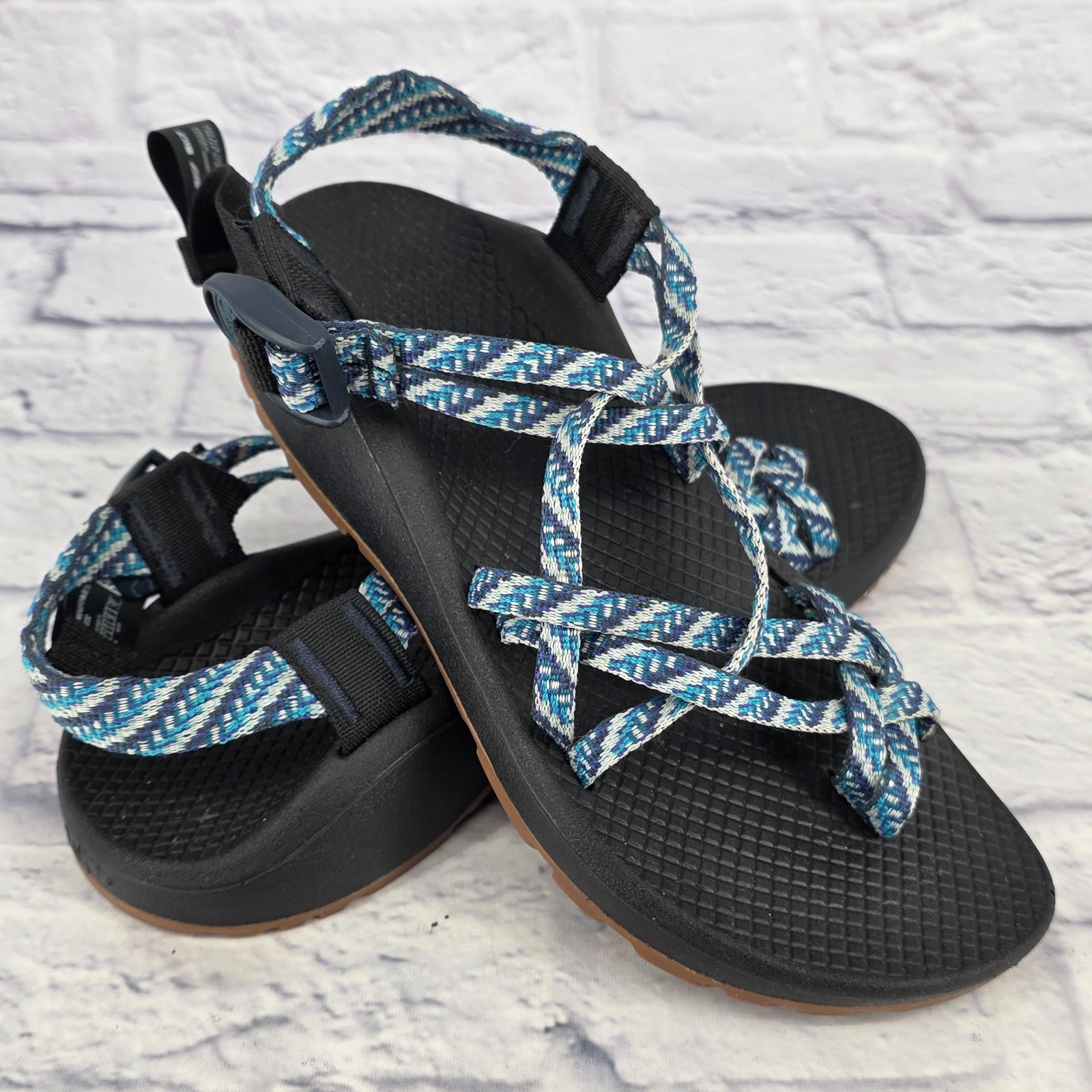 Chaco Z Cloud X2 Blue White Patterned Straps Hiki… - image 1