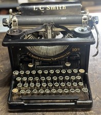 Rare 1914 L.C. Smith No. 5 Typewriter MYSTERY No.8 Clone-working- Unusual Mashup thumbnail