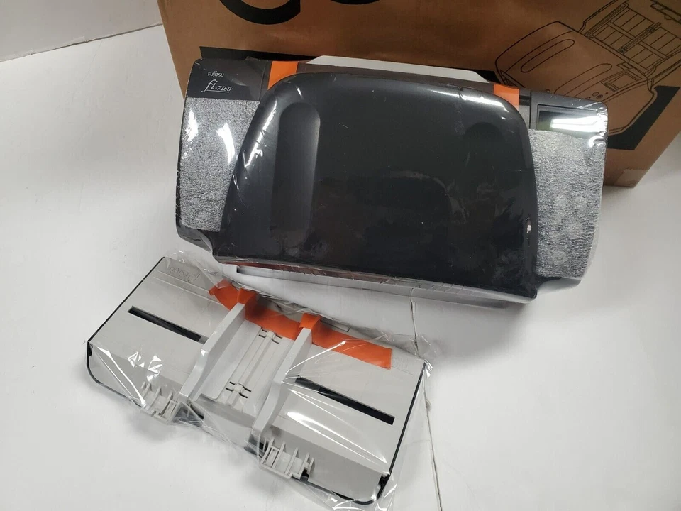 Full package in Box / ZERO Count/ Fujitsu fi-7160 Document Scanner(Display Unit) - Image 4 of 4