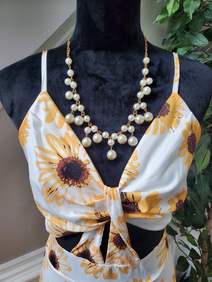 s❣️ sunflower dress pearl white S Dresses | Cute White Sunflower Dress | Poshmark