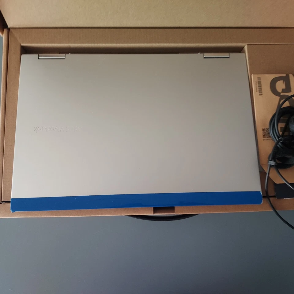 Computer Notebook / Laptop Asus VivoBook Flip 14 , touch screen , 14" - Immagine 3 di 4