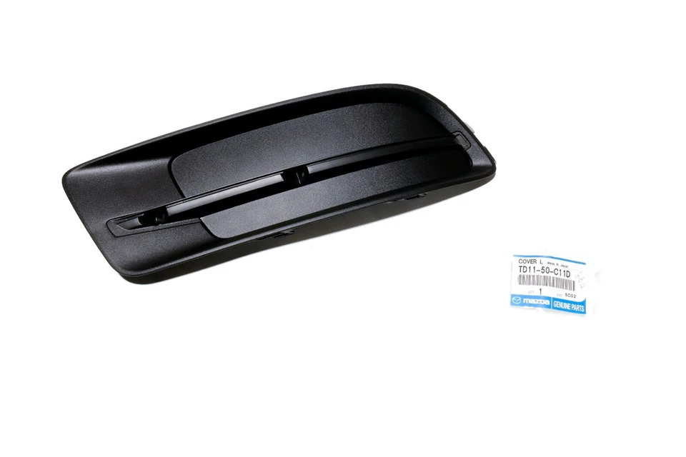 2007-2009 Mazda CX-9 Front Right Hand Fog Light Cavity Insert Genuine OEM NEW - Image 2 of 4