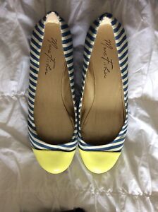 Marc-Fisher-Flats-Blue-Stripe-with-a-Solid-Lime-Patent-Toe-Size-9