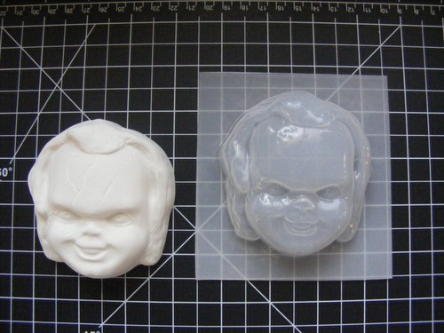 Molde de muñeca Chucky, molde de bomba de baño, molde de chocolate, molde artesanal, molde de jabón - Imagen 6 de 7