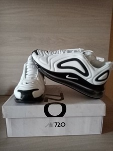 air max 720 41