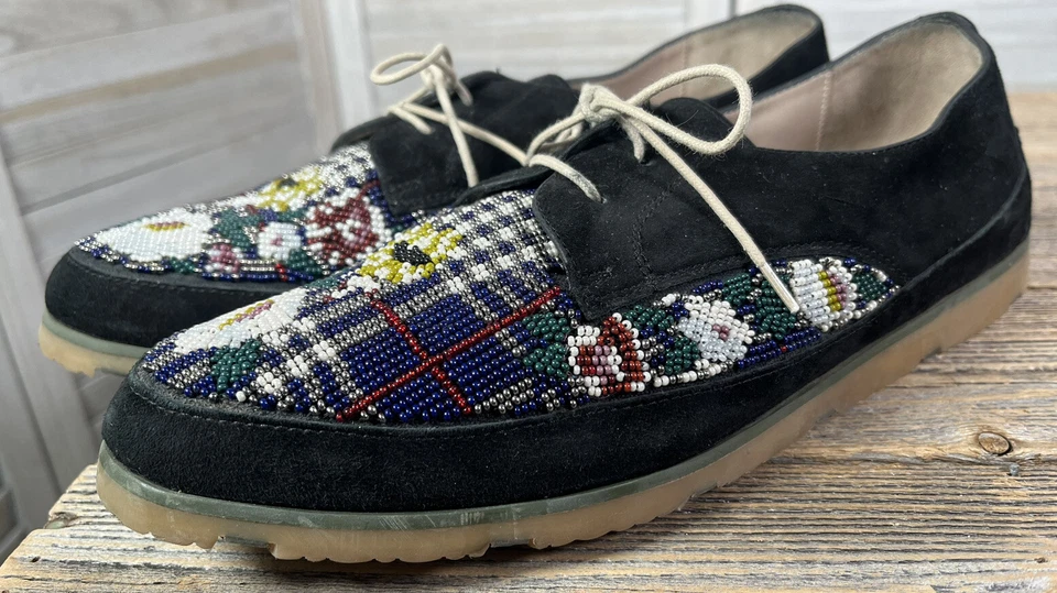 Oxford Donald + Lisa Signature Pliner Pasia para mujer 9,5B de gamuza negra con cuentas Foto 4 de 4