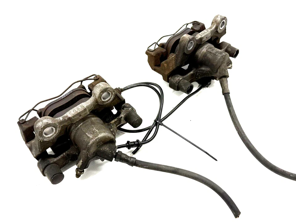 MERCEDES-BENZ W204 C300 C350 2008-2014 PINZA DISCO FRENO TRASERO IZQUIERDO Y DERECHO OEM Foto 4 de 4