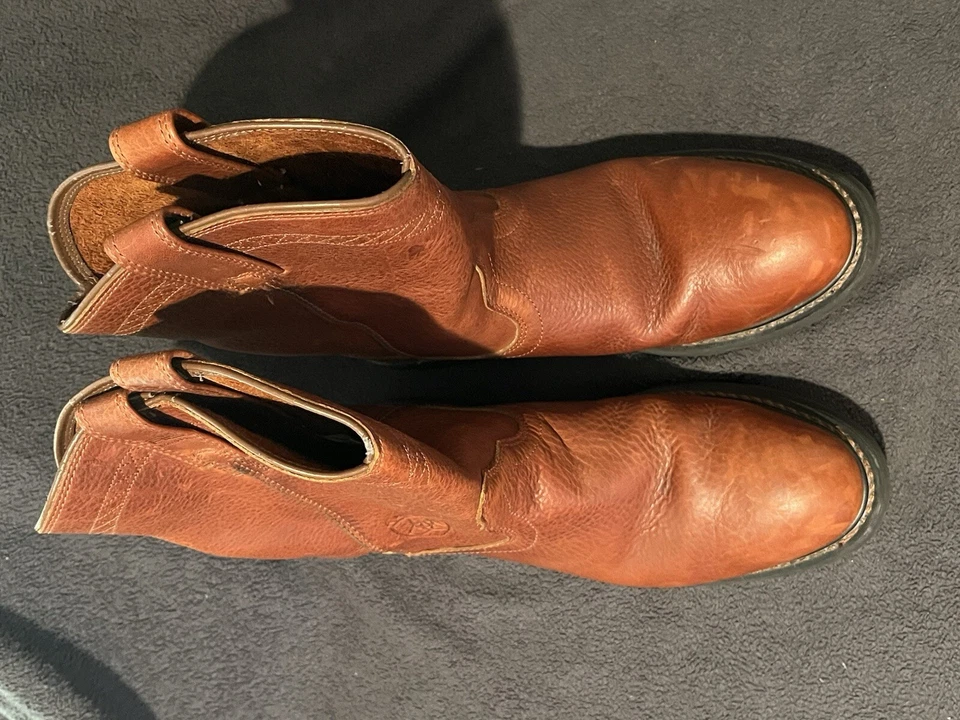 Bota de Trabajo Ariat Sierra - Color Sol, Talla 11.5D; ATS, Resistente al Aceite Duratread Foto 4 de 4