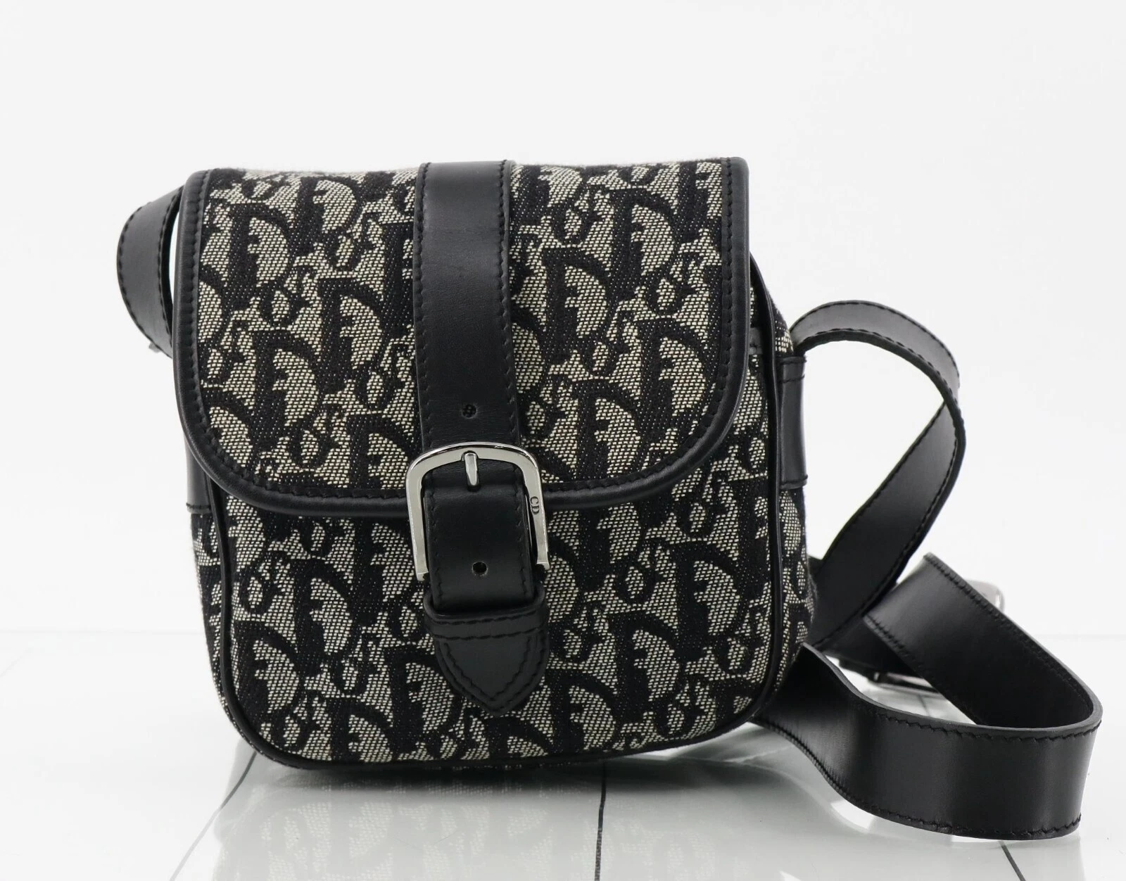 Sac bandoulière trotteur vintage Dior Diorissimo