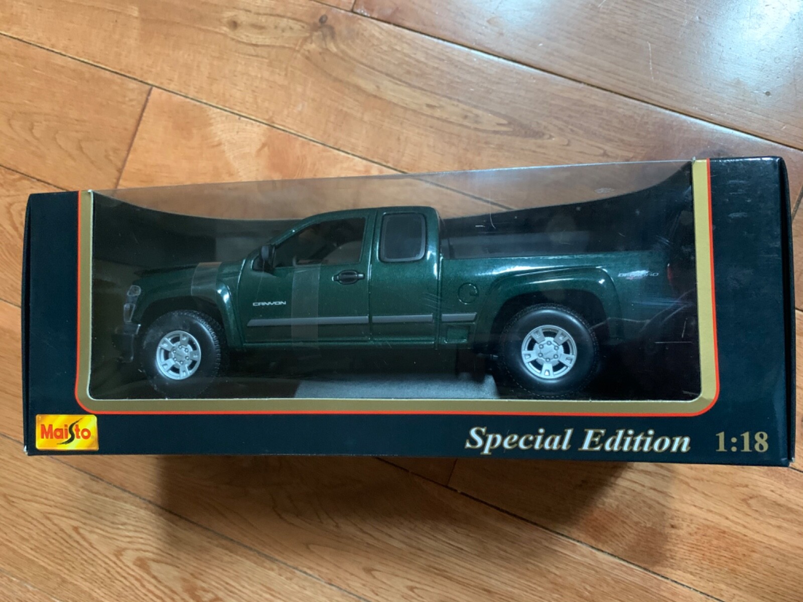 gmc canyon diecast