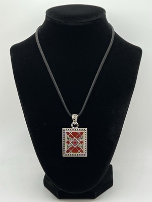 Lia Sophia NWOT  Lattice  Red Cut Crystal & Enamel Silver Tone Pendant Necklace