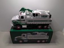 Hess Dump Truck And Loader 2017 With Original Box 