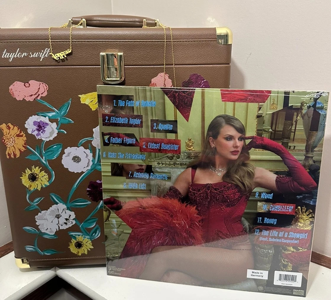 Taylor Swift Life Of A Showgirl Baby Show Business: Lakeside Beach