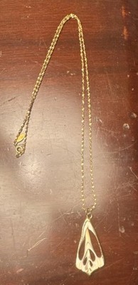 EVOKE Handcrafted Asymmetrical Charm Pendant Necklace 24 inch Gold Rope Chain