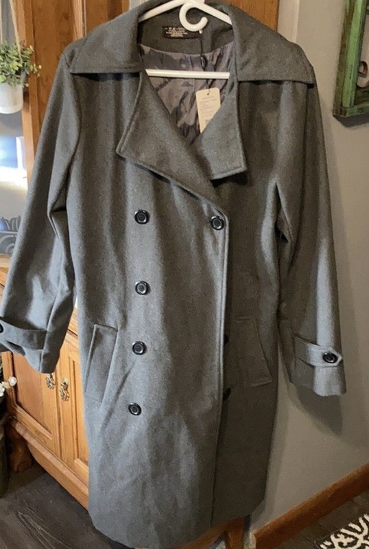 Vintage Gray Trench Coat Size 3X Fits Smaller From Life Liven. NWT