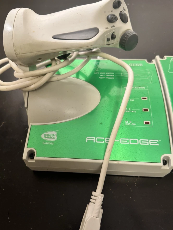 Controlador Ace Combat 6 Fires of Liberation Ace-Edge Flight Stick para Xbox 360 Foto 3 de 3