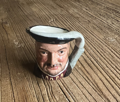 Royal Doulton - Toby Mug D6648- King Henry VIII