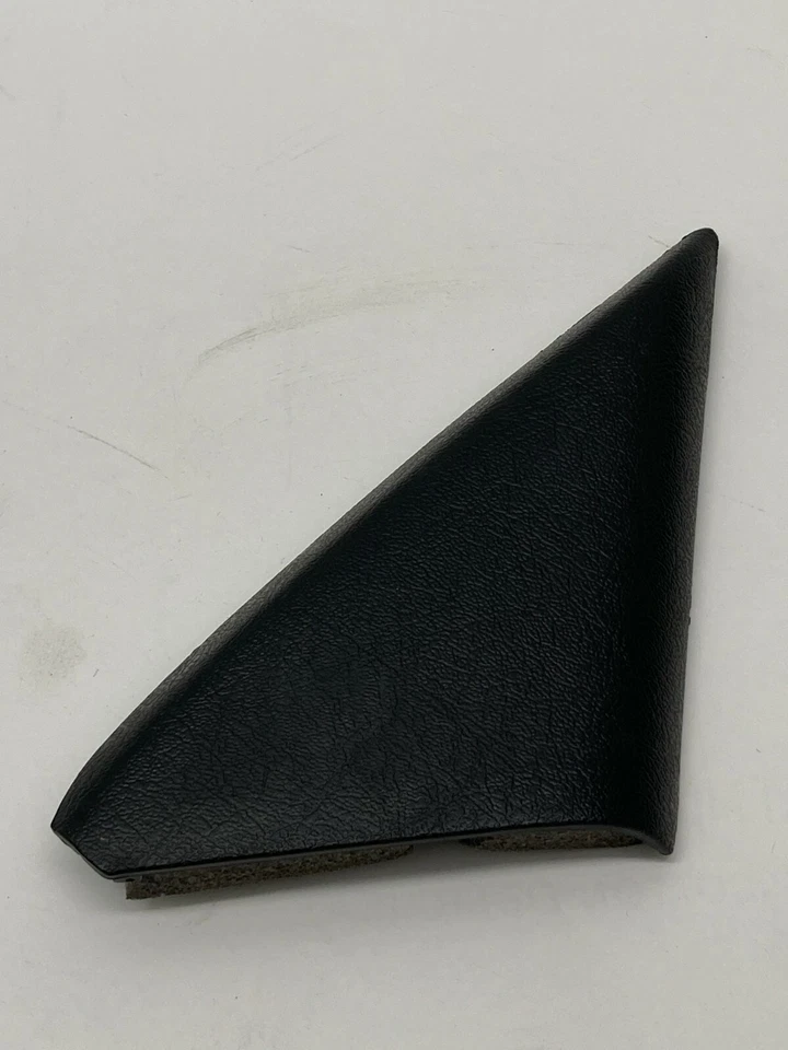 93 94 95 96 97 Volvo 850 Front Right Passenger Side Inner Cover Trim 3512051 OEM - Image 3 of 4