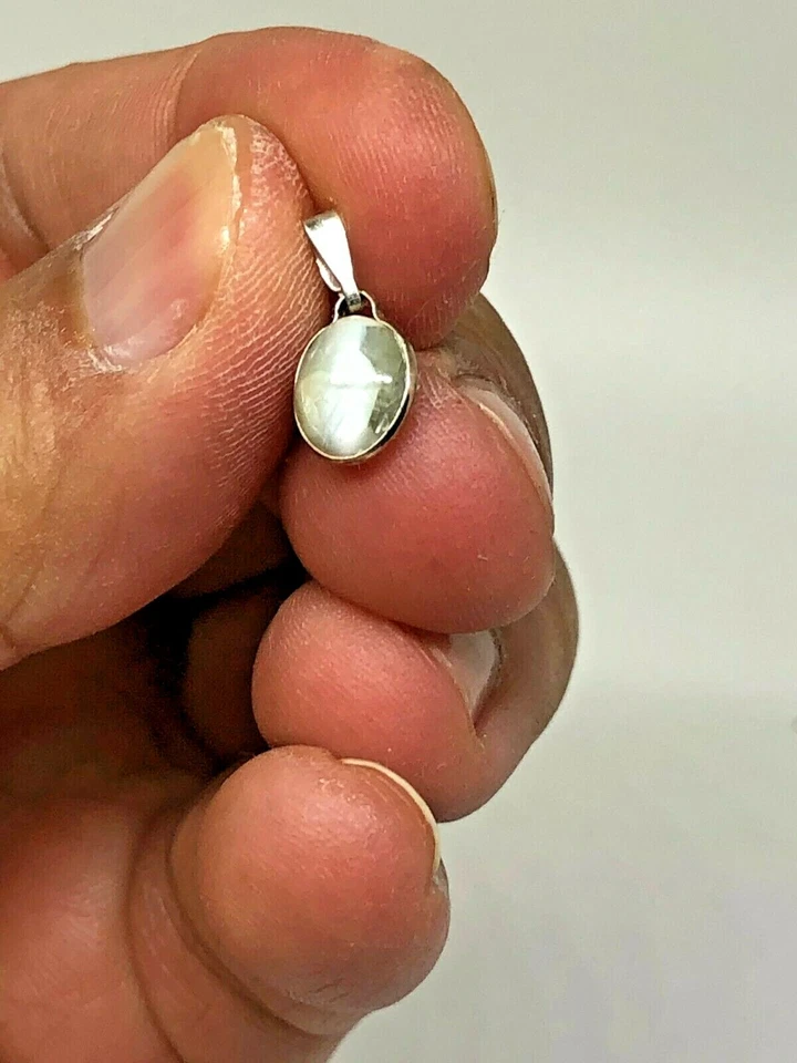 Vintage Natural Untreated Cat's Eye Chrysoberyl Charm - Image 2 of 4