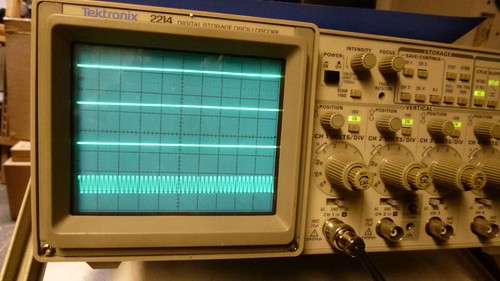TEKTRONIX TEK 2214 DIGITALSPEICHER OSZILLOSKOP - Bild 2 von 12