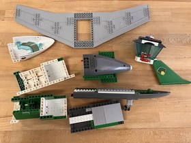 LEGO City Air Cargo Plane &ndash; Set 7893 (Partial Build / Parts Lot)