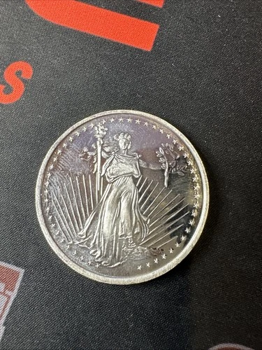 Saint Gaudens SilverTowne 1 oz .999 Fine Silver Round Ounce Vintage