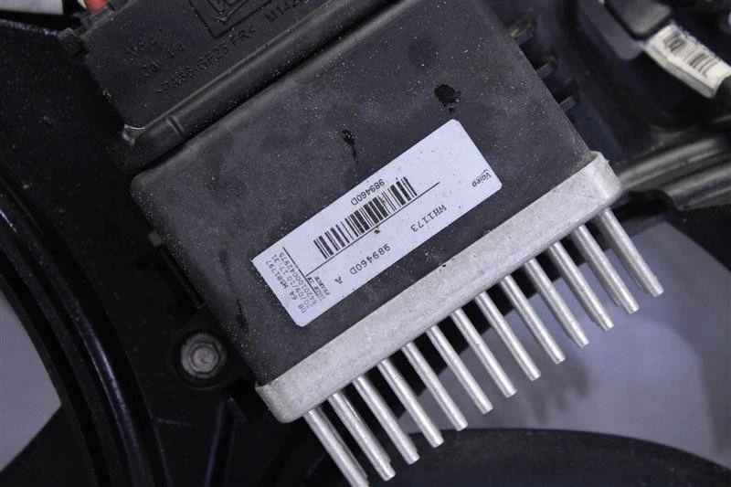 RADIATOR FAN ASSEMBLY Audi A4 A5 Allroad Q5 S4 2008-2015 1298152 Foto 3 de 4