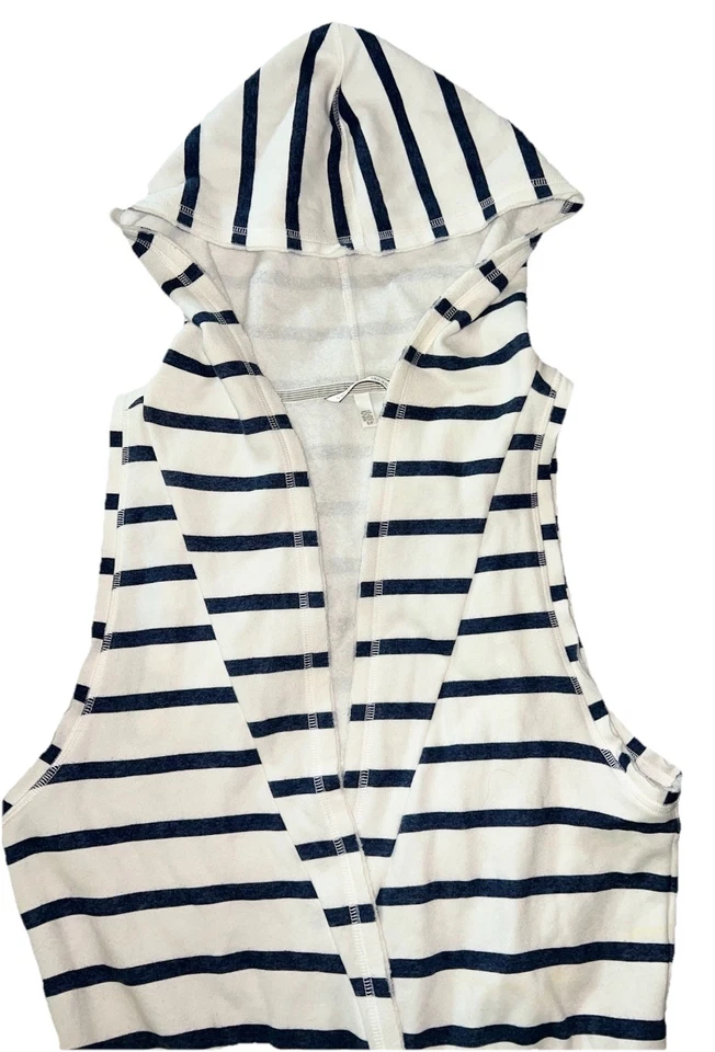 ¡NUEVO! Mameluco Victoria’s Secret, Terry Suave a Rayas Blanco Azul Marino, Cubre, Talla PEQUEÑA Foto 3 de 4