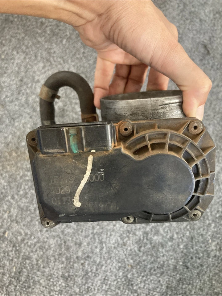 Subaru Legacy Outback 2013 2014 2015 2016 2,5 L carrocería del acelerador 16112AA38A OEM Foto 4 de 4