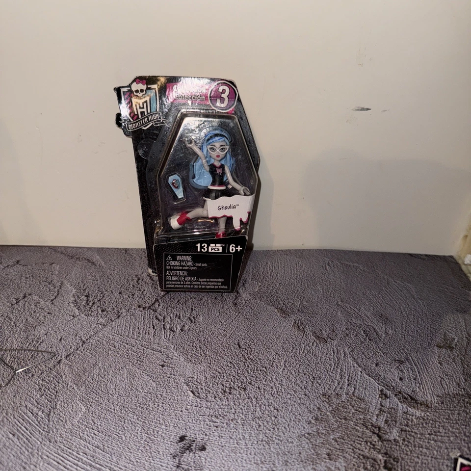 Mega Bloks Monster High Collection 3 Ghoulia Minifigure New Sealed - Image 2 of 4