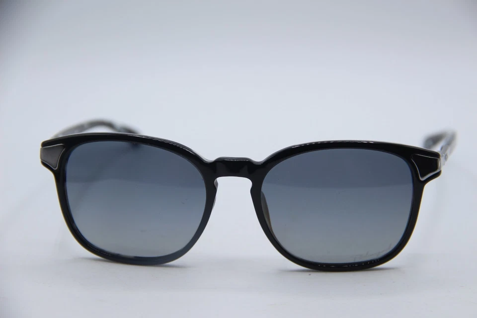 NUEVO OAKLEY OO2047-02 TIMBRE NEGRO BLANCO MONTURA AUTÉNTICA GAFAS DE SOL 53-19 Foto 2 de 4