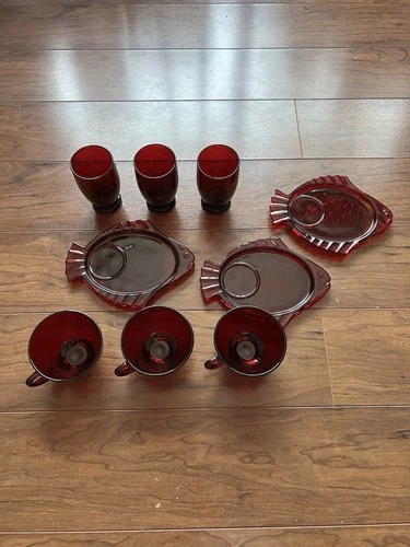 Vintage Anchor Hocking Ruby Red Glass Children’s Fish Snack Plates Cups Cadmium