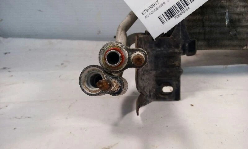 03-05 水星大侯爵交流冷凝器皇冠维多利亚镇汽车掠夺者 — 第 3/4 张图片