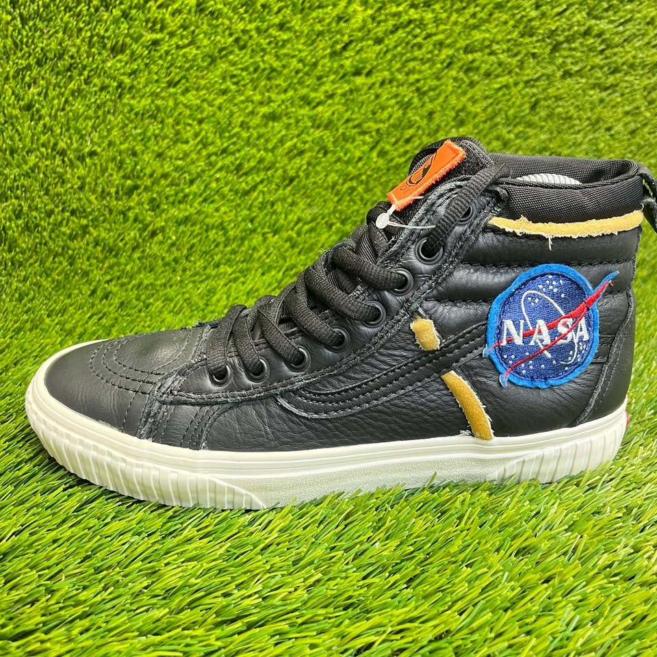 Vans SK8-Hi MTE Nasa X Space Voyager Mens Size 8 Black Casual Shoes Sneakers - Image 3 of 4