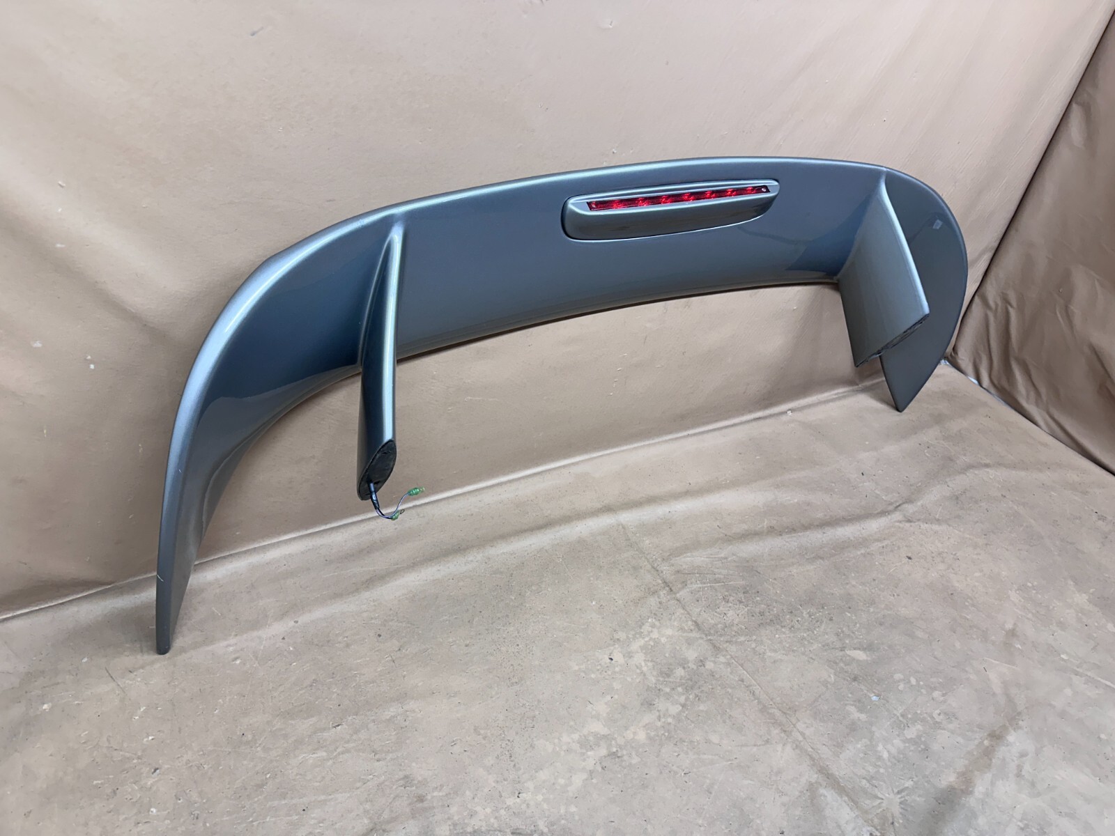Aston Martin Porsche Ferrari Rear Trunk Spoiler Wing w/ Third Light Fiberglass