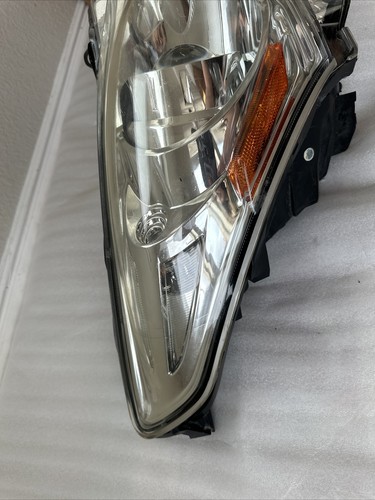 2010-2015 Infiniti G37 G25 Q40 Headlight Right HID Xenon RH OEM Sedan - Picture 8 of 14
