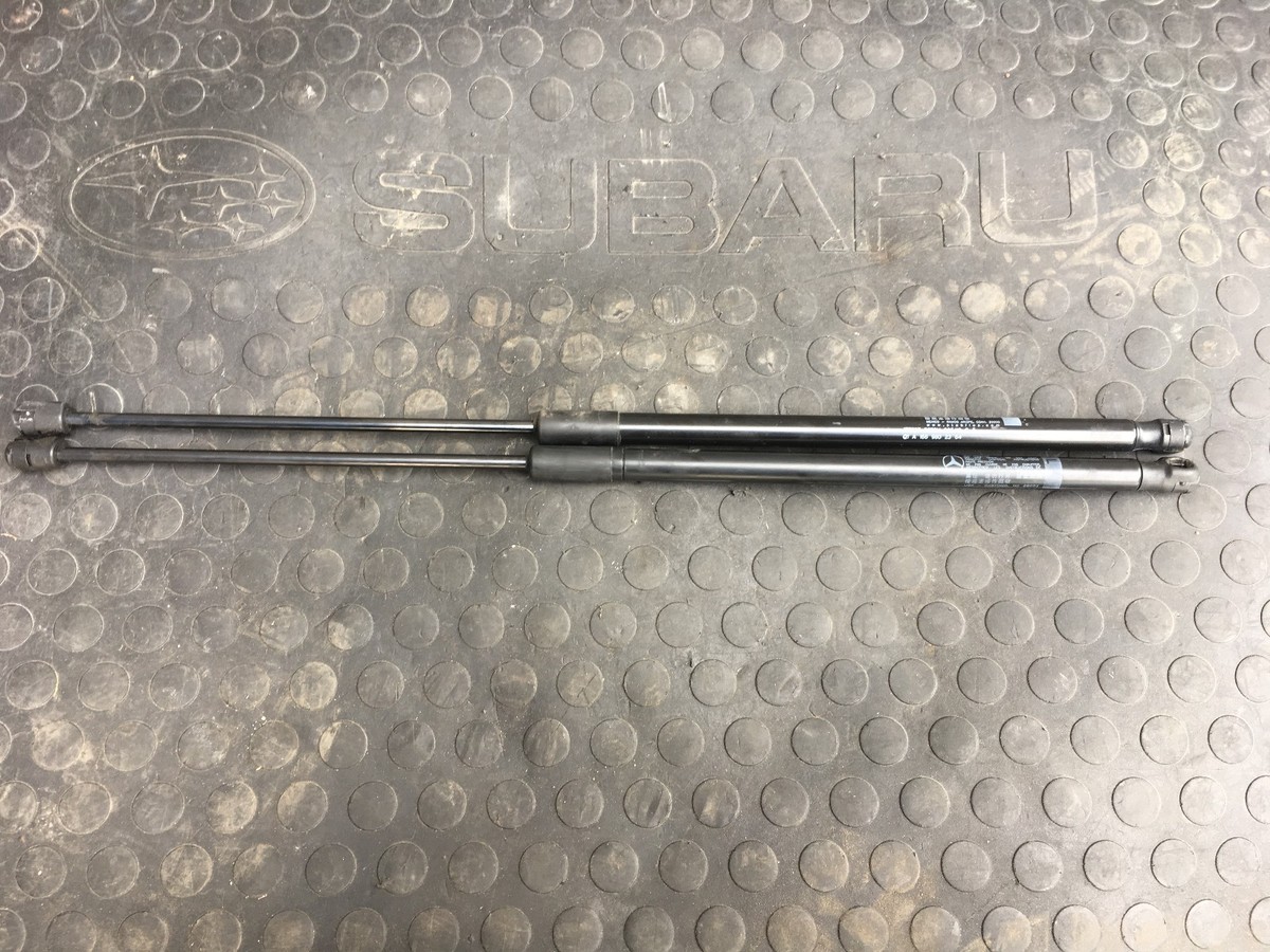 MERCEDES BENZ ML350 W166 HOOD LIFTS SUPPORT A1669802364 LEFT  